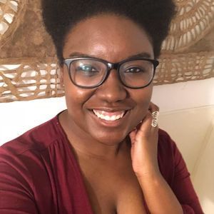 Meet your Posher, Andrea